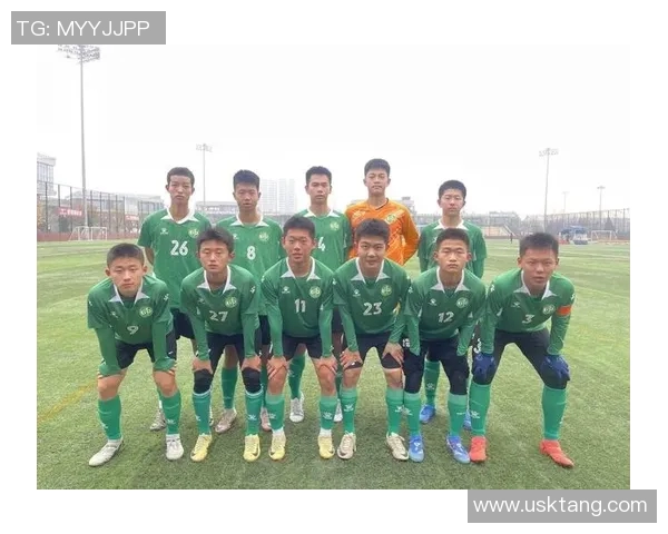 杭州足球队荣登足球状态排行榜第三名展现强劲实力 杭州足球队荣登足球状态排行榜第三名展现强劲实力